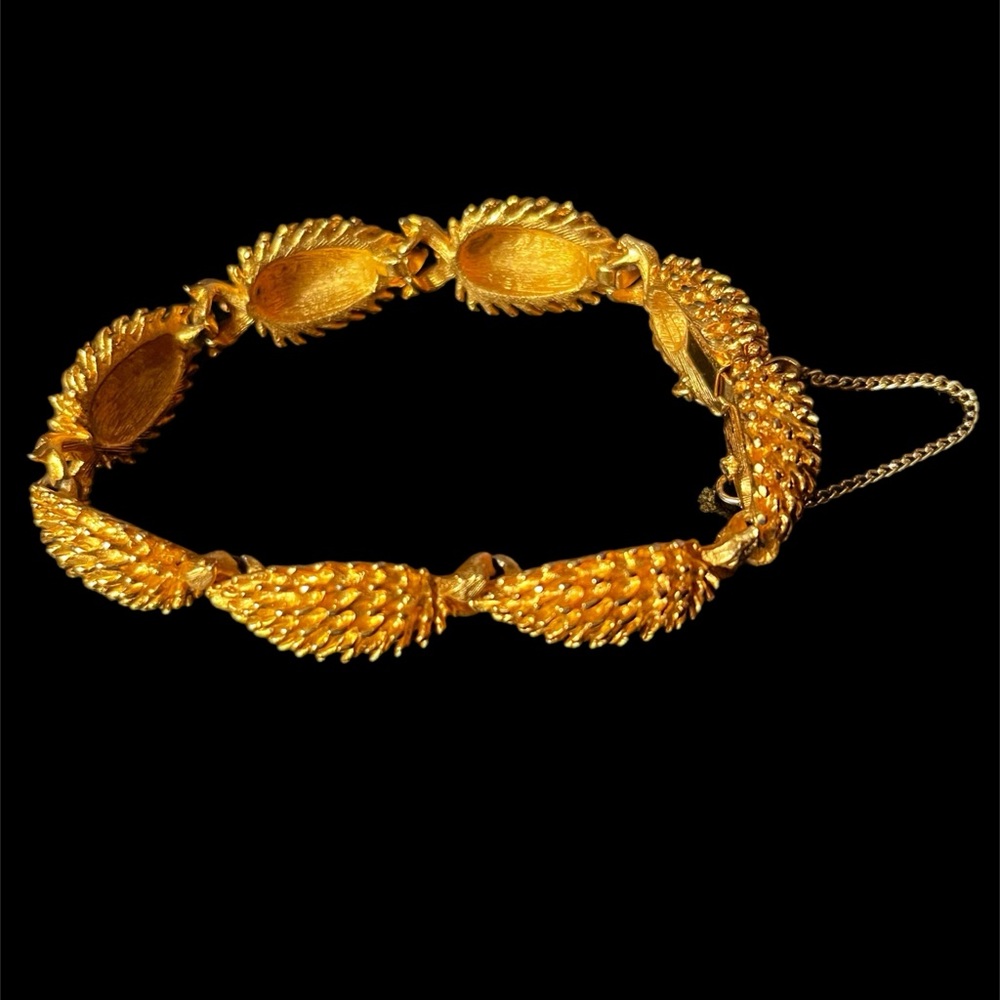 Vintage Gold tone bracelet